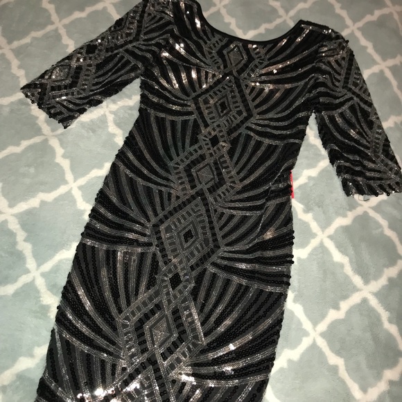 Dresses & Skirts - NWT formal sequin dress for dances or holidays